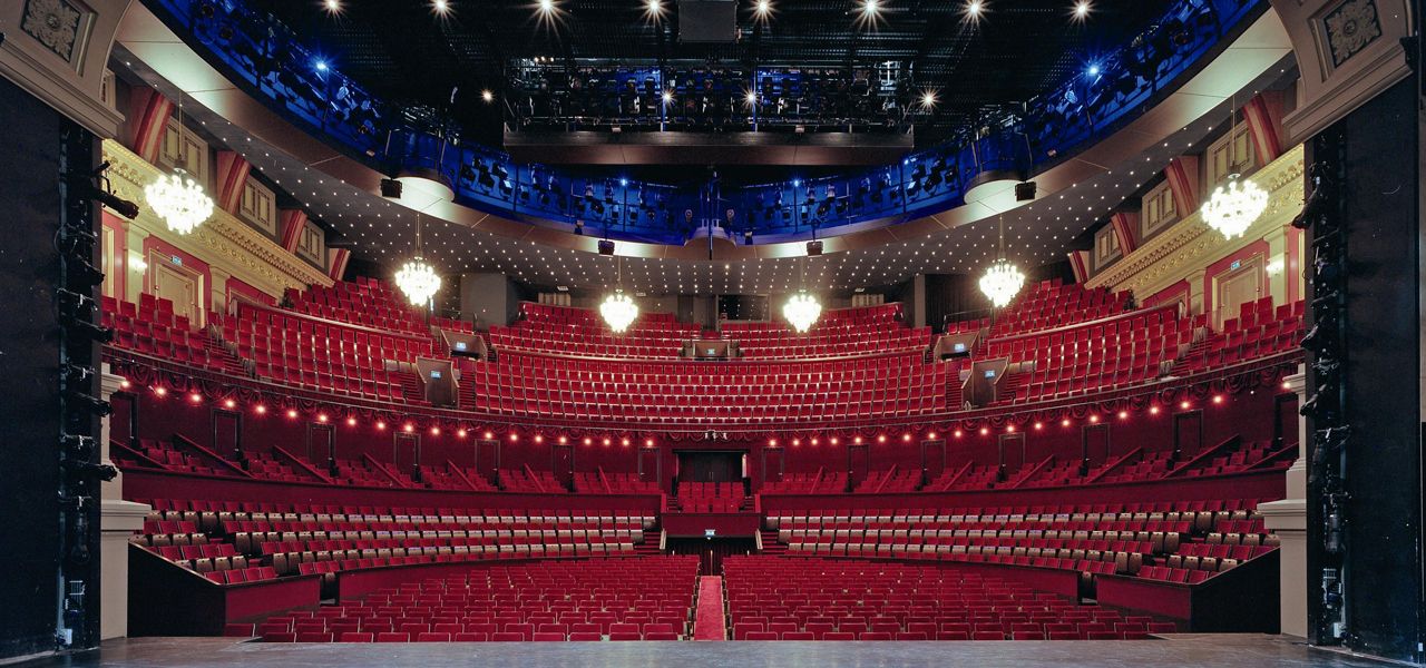carre-theater-hotels-amsterdam